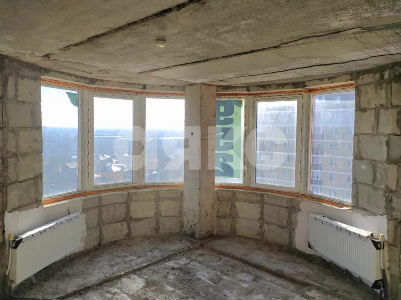 Фото №1: 2-комнатная квартира 73 м² - Батайск, мкр. жилой комплекс Южный Берег, ул. Половинко, 280/2