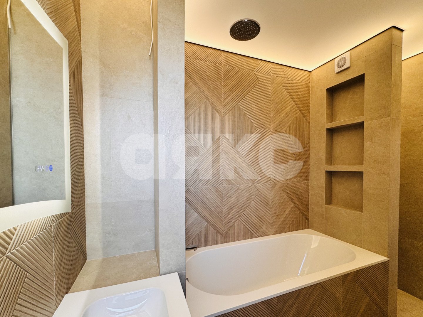Фото №10: 3-комнатная квартира 92 м² - Батайск, мкр. жилой комплекс Комсомольский, ул. Комсомольская, 135к2