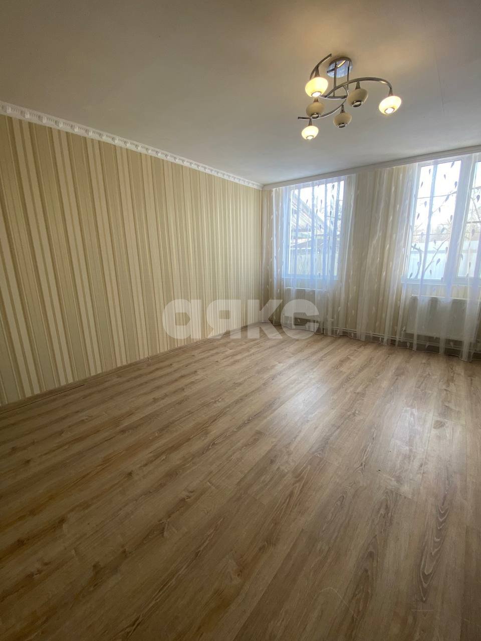 Фото №10: 2-комнатная квартира 50 м² - Батайск, мкр. Восточный, ул. Пролетарская, 112