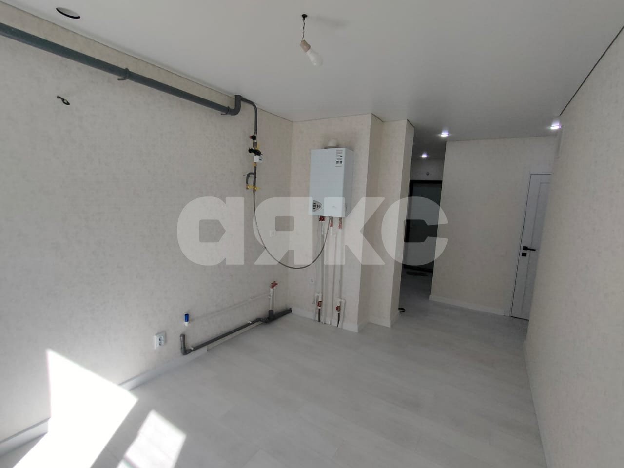 Фото №3: 2-комнатная квартира 56 м² - Батайск, мкр. жилой комплекс Новая Пальмира, ул. Ушинского, 43