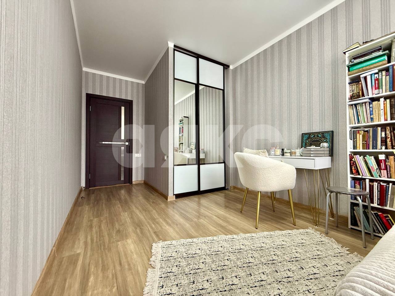 Фото №11: 3-комнатная квартира 90 м² - Батайск, мкр. жилой комплекс Встреча, ул. Крупской, 1к1
