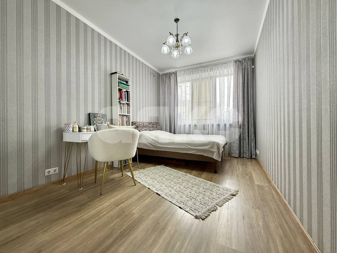 Фото №10: 3-комнатная квартира 90 м² - Батайск, мкр. жилой комплекс Встреча, ул. Крупской, 1к1