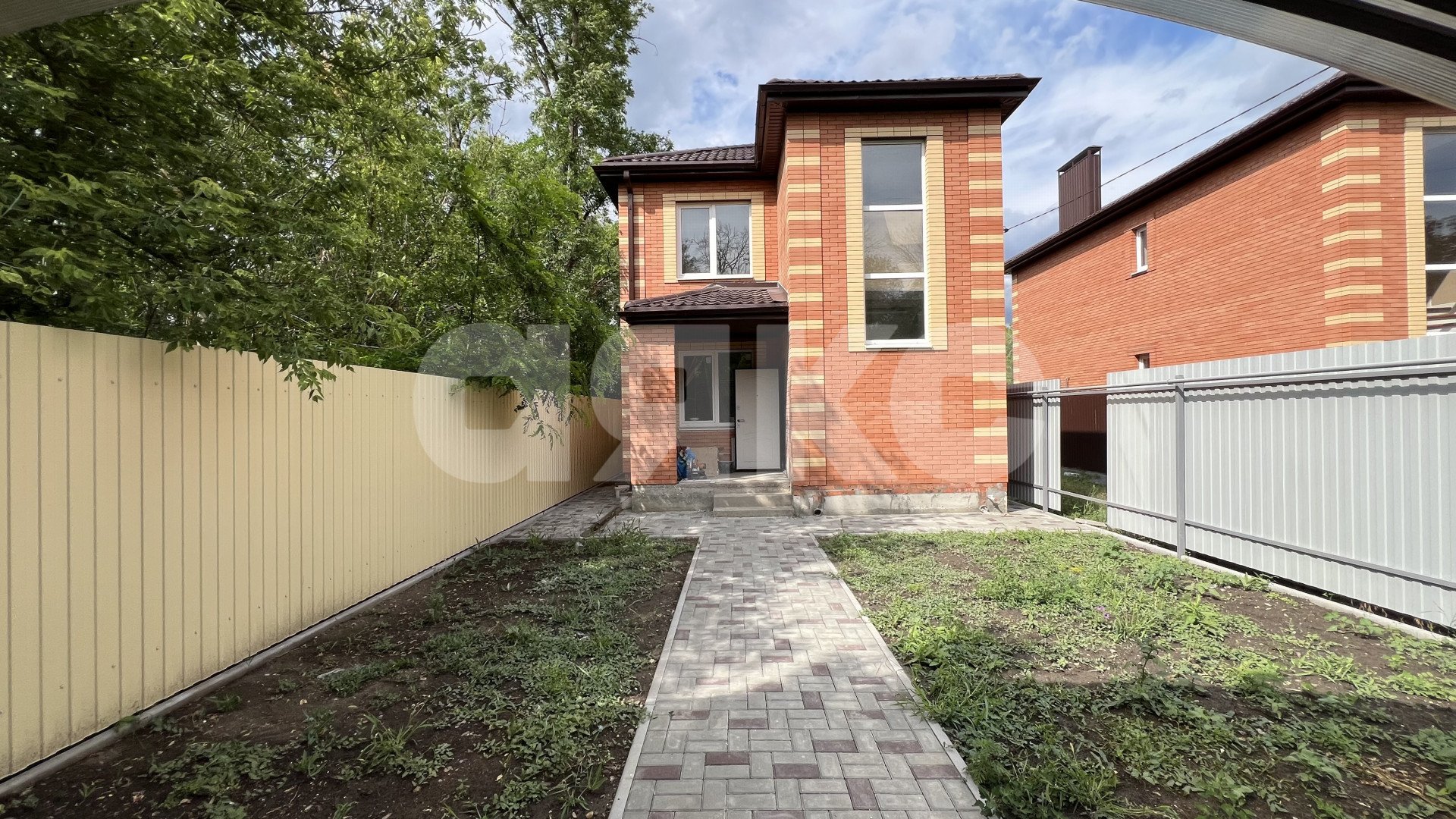 Фото №1: Дом 120 м² + 4 сот. - Батайск, ул. Клары Цеткин