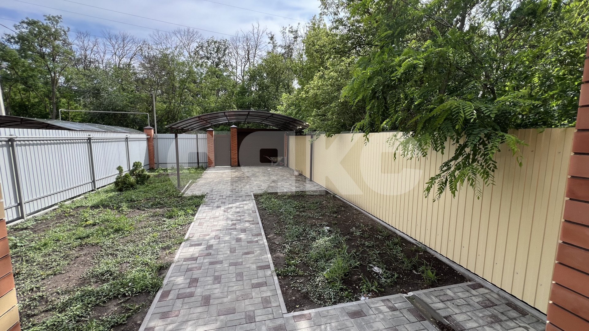 Фото №3: Дом 120 м² + 4 сот. - Батайск, ул. Клары Цеткин