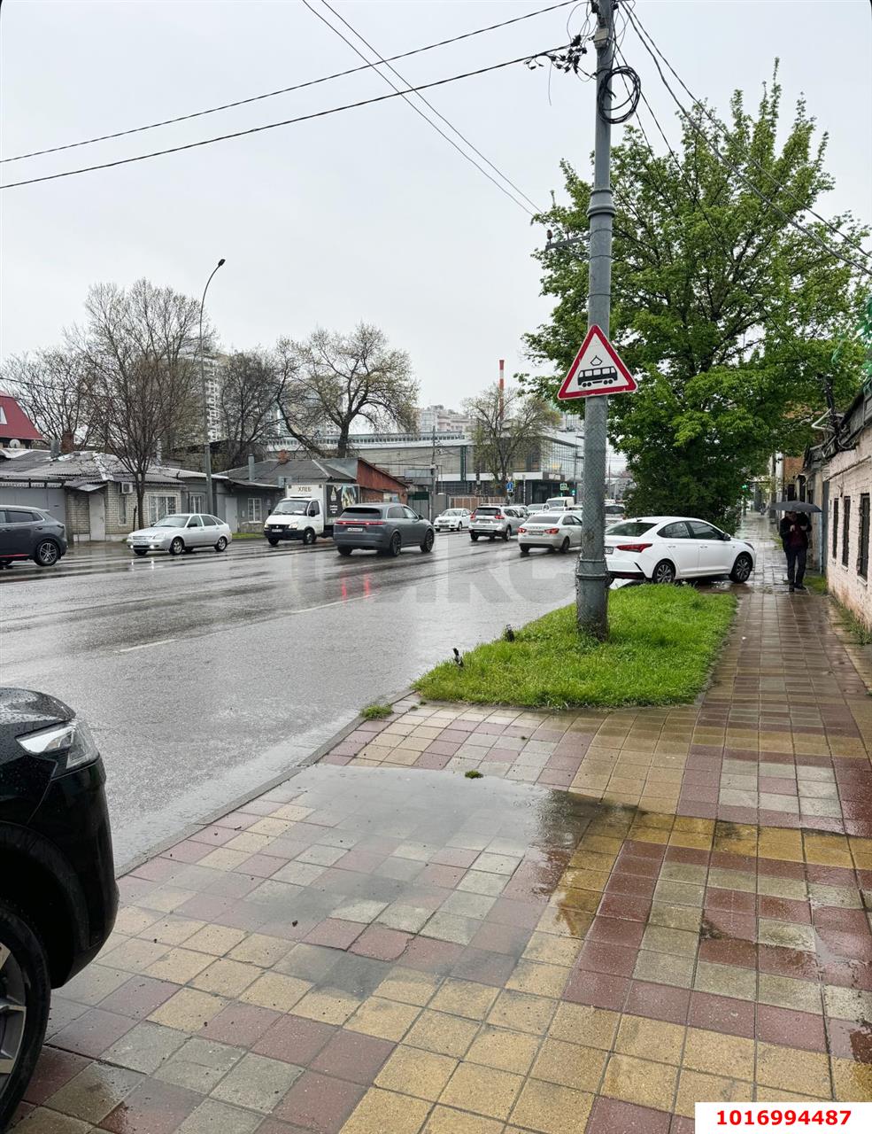 Фото №4: Торговое помещение 16 м² - Краснодар, Центральный внутригородской округ, мкр. Центральный, ул. Суворова, 141/1
