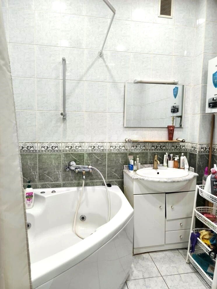 Фото №18: 2-комнатная квартира <span class="whitespace-nowrap">66 м²</span>, <span class="whitespace-nowrap">4/8 эт.</span> - Волгоград, р. Ворошиловский, ул. Рабоче-Крестьянская, 14