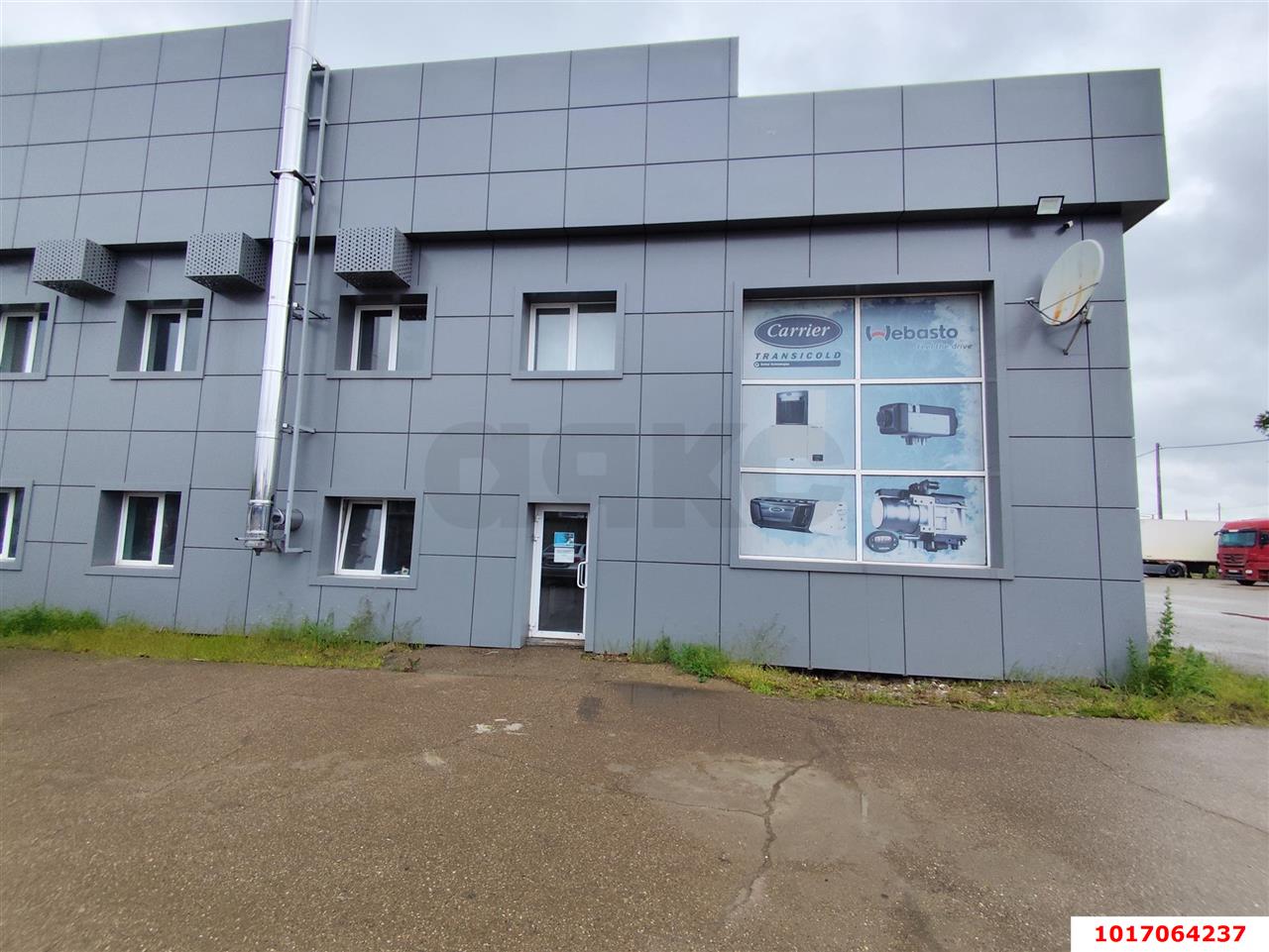Фото №12: Торговое помещение 83 м² - Краснодар, Прикубанский внутригородской округ, Калинино, мкр. Северный, ул. Большевистская, 324