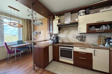 Фото №1: 3-комнатная квартира 85 м² - Тула, мкр. Привокзальный территориальный округ, ул. Седова, 16А