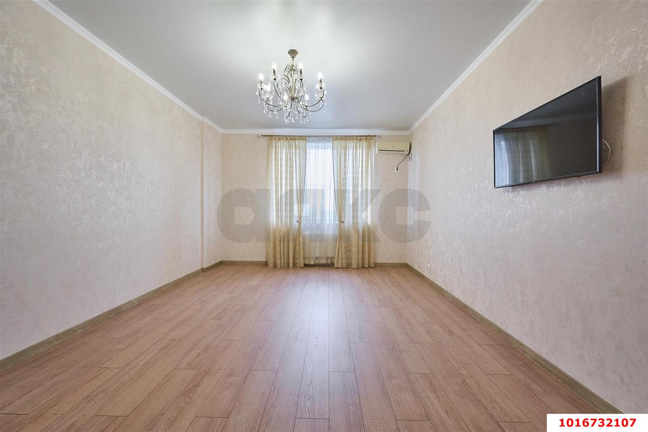 Фото №1: 2-комнатная квартира 93 м² - Краснодар, мкр. Западный внутригородской округ, ул. имени Дзержинского, 93