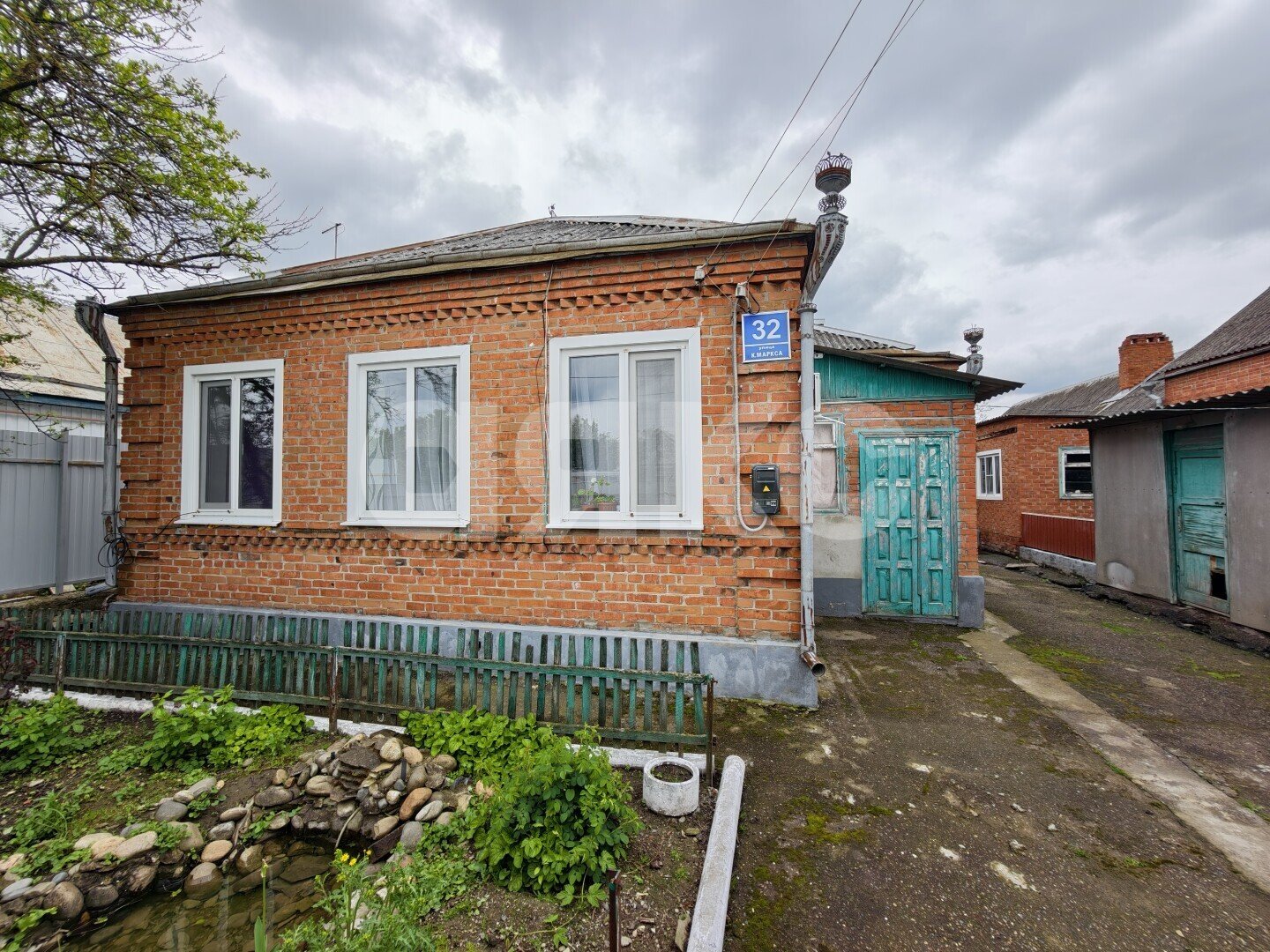 Фото №1: Дом 59 м² + 7.57 сот. - Кореновск, мкр. 2-й квартал, ул. Карла Маркса, 32