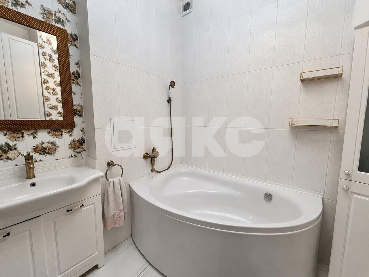 Фото №10: 3-комнатная квартира 80 м² - Мариуполь, р. Жовтневый, ул. Артёма, 48