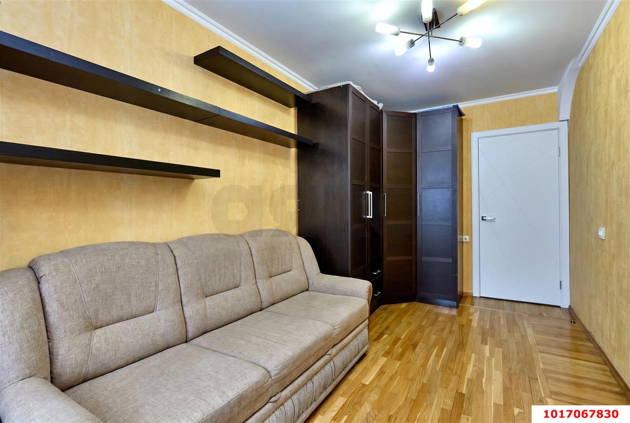 Фото №12: 3-комнатная квартира <span class="whitespace-nowrap">77 м²</span>, <span class="whitespace-nowrap">2/10 эт.</span> - Краснодар, Прикубанский внутригородской округ, мкр. Краевая Клиническая Больница, ул. Черкасская, 43
