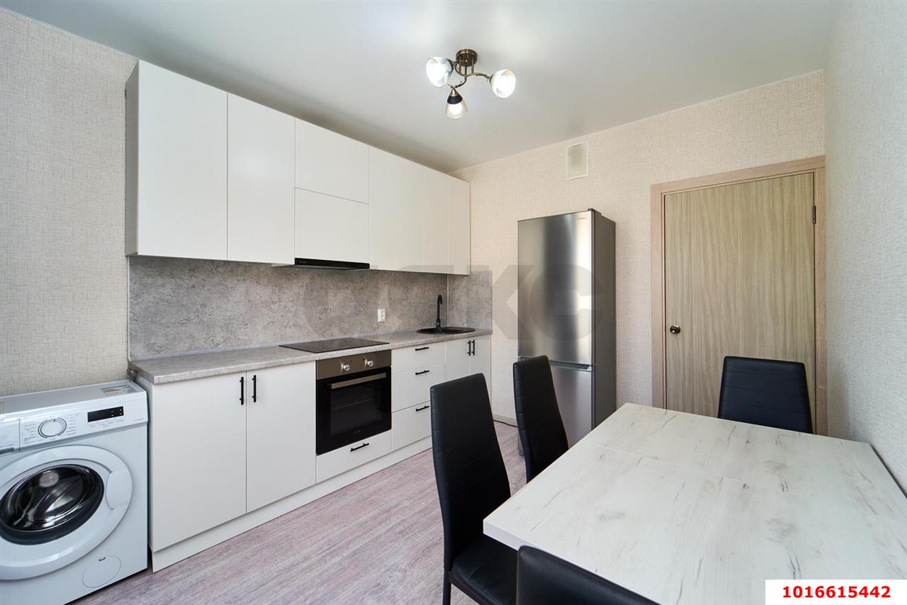 Фото №2: 2-комнатная квартира <span class="whitespace-nowrap">53 м²</span>, <span class="whitespace-nowrap">14/16 эт.</span> - Краснодар, Прикубанский внутригородской округ, Восточный, мкр. жилой комплекс Квартал № 6, ул. имени 75-летия Победы, 26/1к1