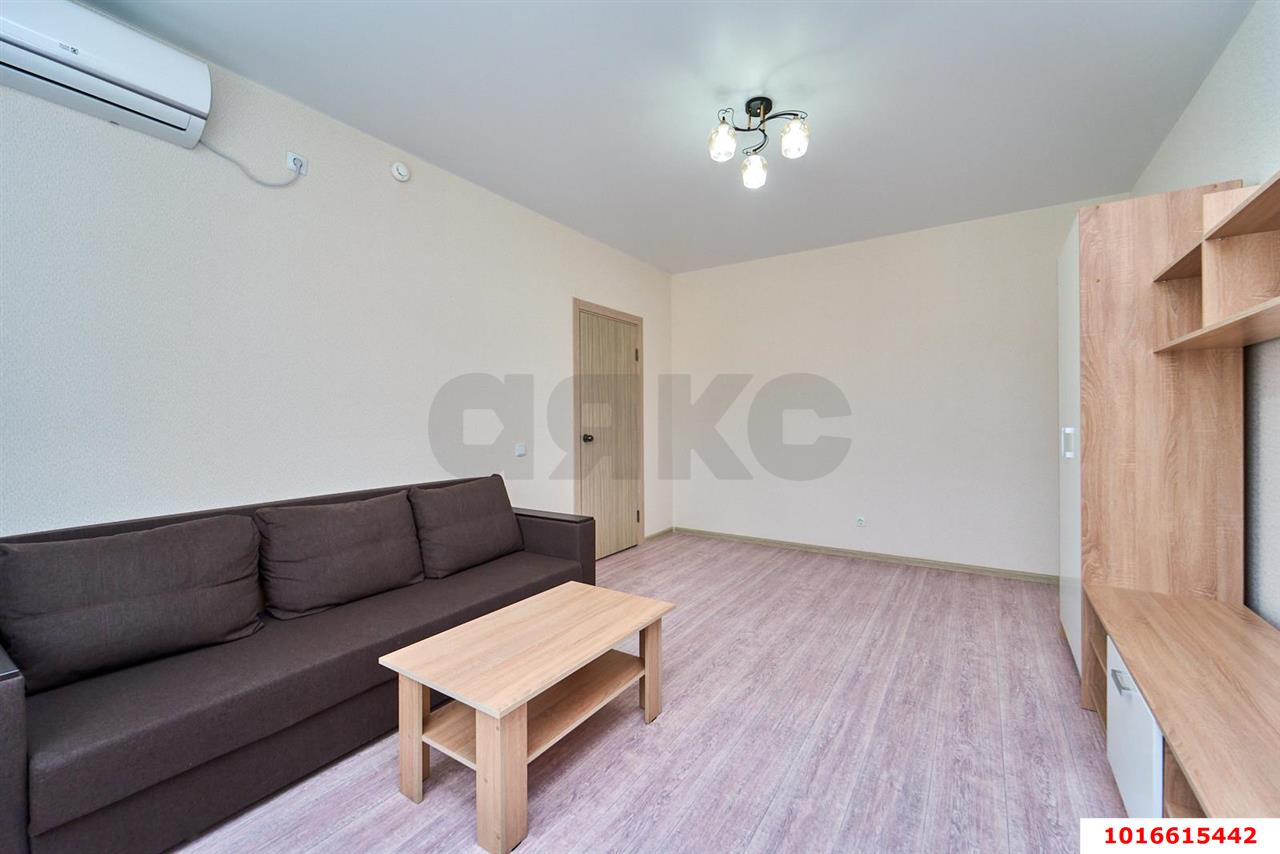 Фото №8: 2-комнатная квартира <span class="whitespace-nowrap">53 м²</span>, <span class="whitespace-nowrap">14/16 эт.</span> - Краснодар, Прикубанский внутригородской округ, Восточный, мкр. жилой комплекс Квартал № 6, ул. имени 75-летия Победы, 26/1к1