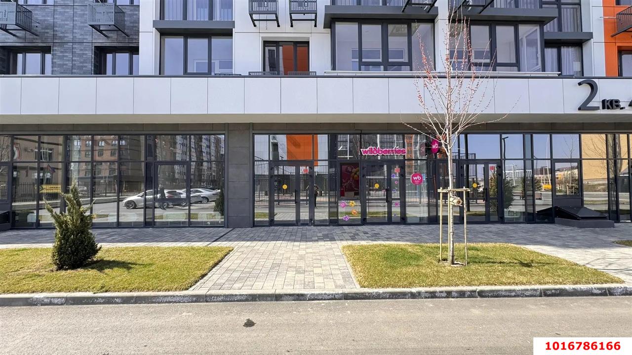 Фото №5: Торговое помещение 45 м² - Краснодар, Прикубанский внутригородской округ, мкр. жилой комплекс Друзья, ул. имени Генерала Брусилова, 28к3