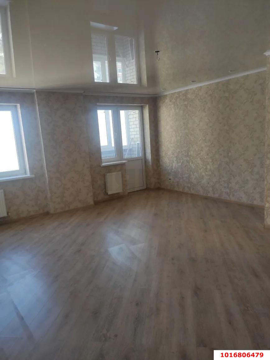 Фото №3: 3-комнатная квартира 85 м² - Краснодар, Прикубанский внутригородской округ, Музыкальный, ЖК Времена Года, мкр. имени Петра Метальникова, ул. Петра Метальникова, 5к1