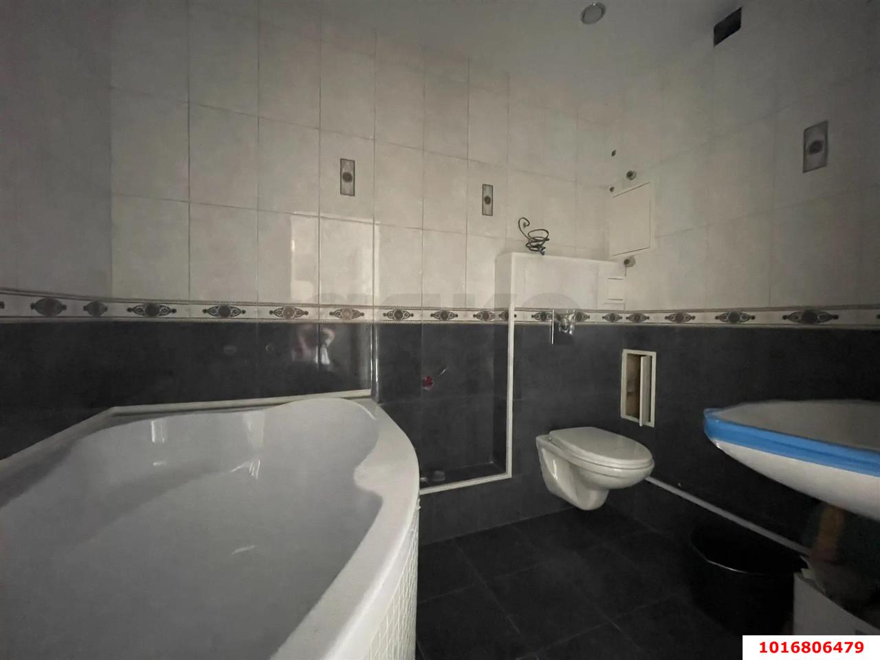 Фото №10: 3-комнатная квартира <span class="whitespace-nowrap">85 м²</span>, <span class="whitespace-nowrap">10/17 эт.</span> - Краснодар, Прикубанский внутригородской округ, Музыкальный, ЖК Времена Года, мкр. имени Петра Метальникова, ул. Петра Метальникова, 5к1