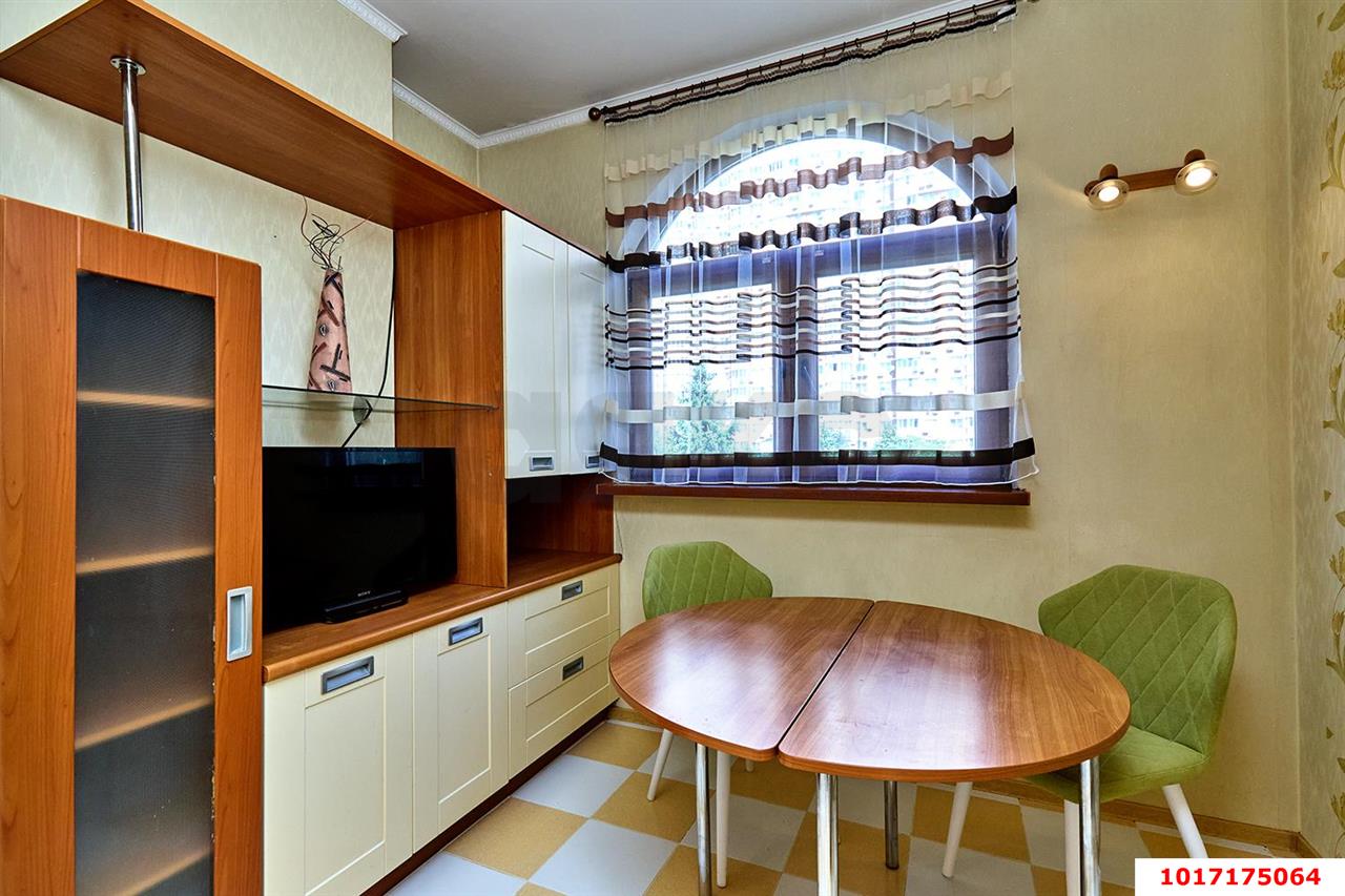 Фото №10: 3-комнатная квартира 92 м² - Краснодар, Карасунский внутригородской округ, мкр. Комсомольский, ул. Сормовская, 179/1