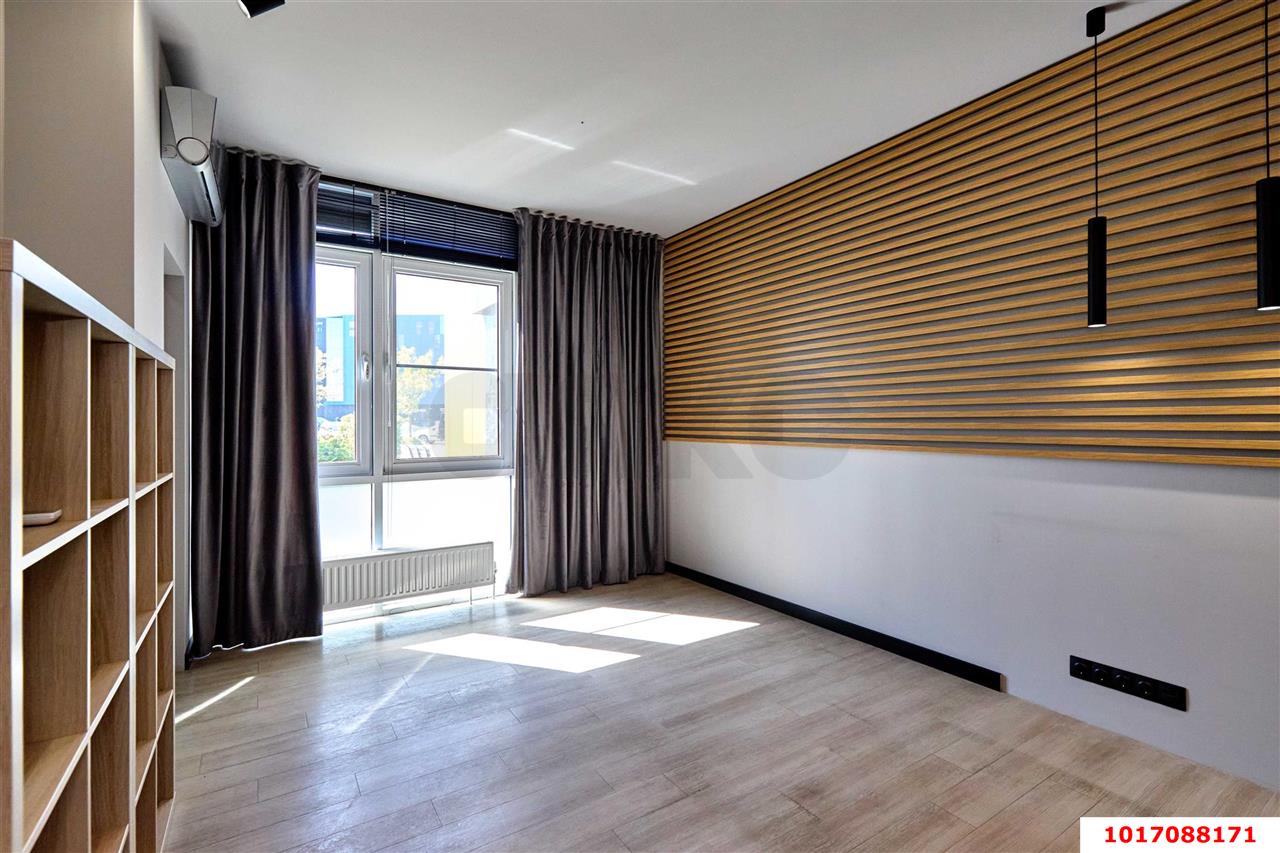 Фото №10: Торговое помещение 83 м² - Краснодар, Прикубанский внутригородской округ, Славянский, мкр. Светлоград, ул. Красных Партизан, 1/4к4