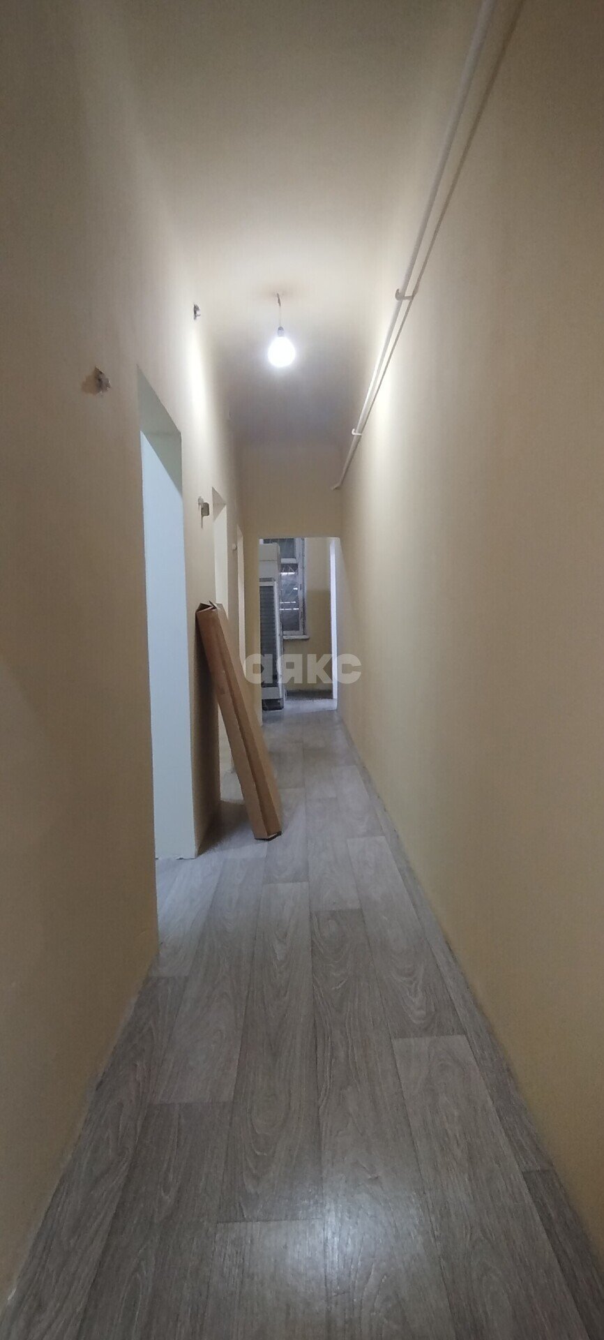 Фото №9: Коммерция 80 м² - Мариуполь, р. Жовтневый, ул. Административная площадь