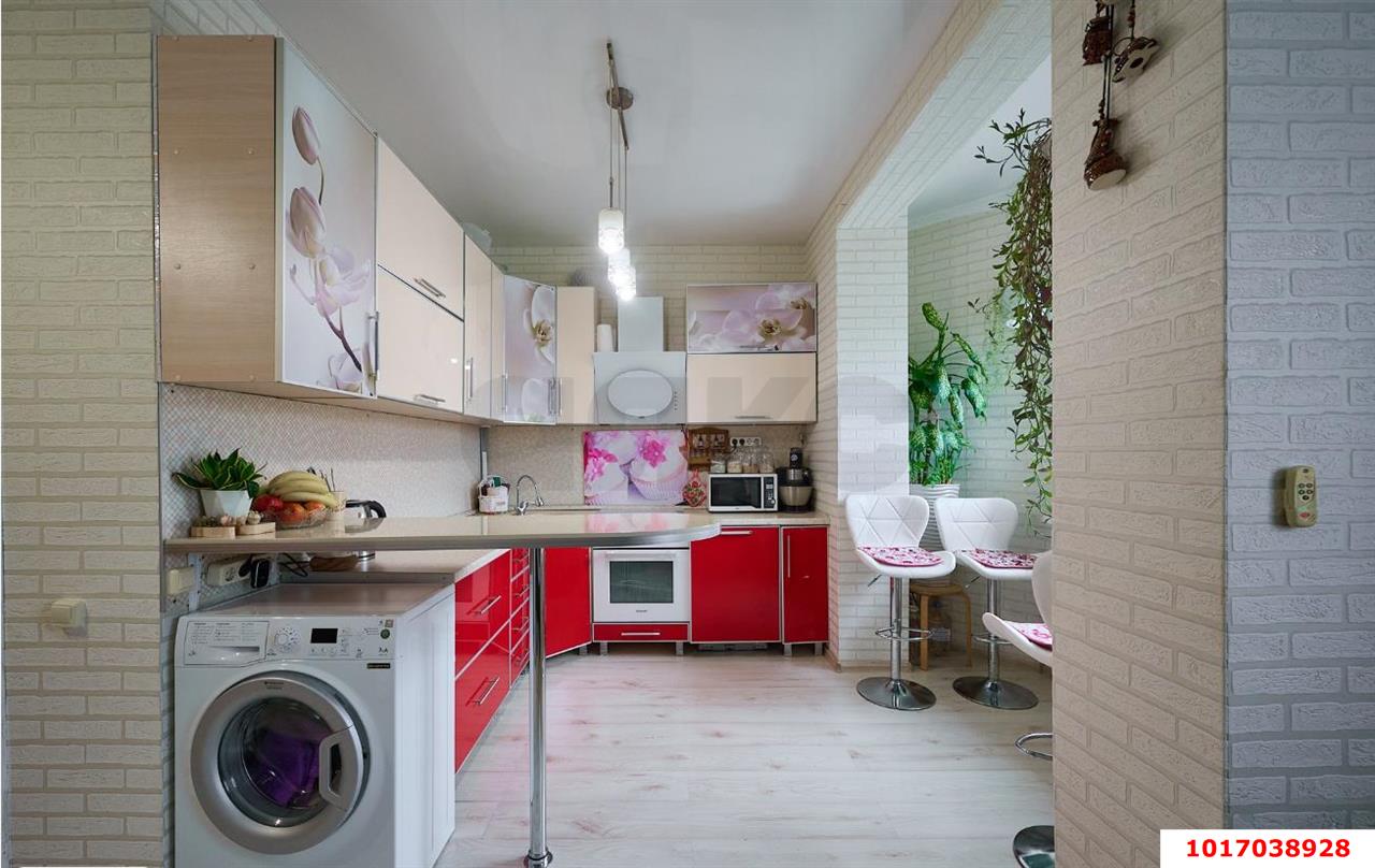 Фото №2: 3-комнатная квартира 80 м² - Краснодар, Прикубанский внутригородской округ, Калинино, мкр. Завод Радиоизмерительных Приборов, ул. Яснополянская, 17