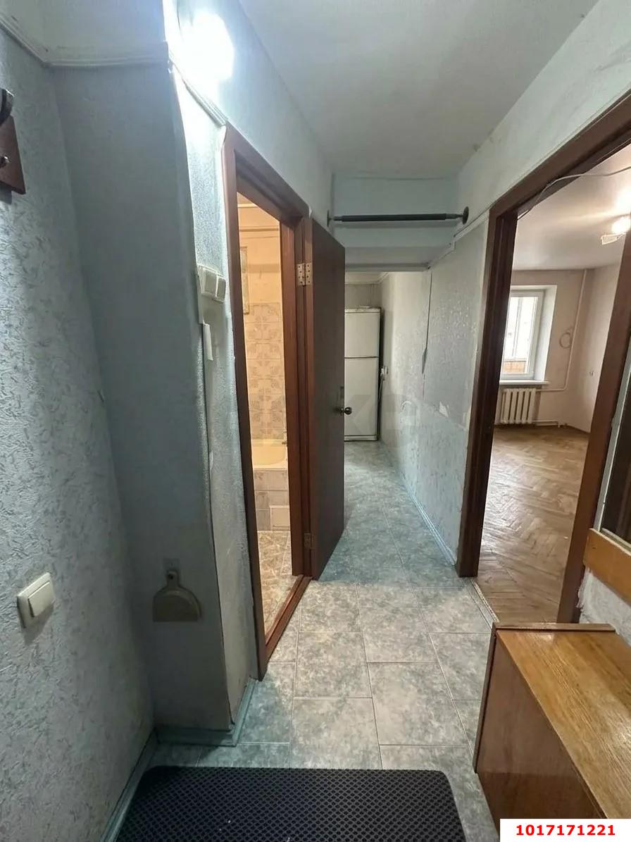 Фото №3: 3-комнатная квартира 42 м² - Краснодар, Западный внутригородской округ, мкр. Центральный, ул. Володи Головатого, 247
