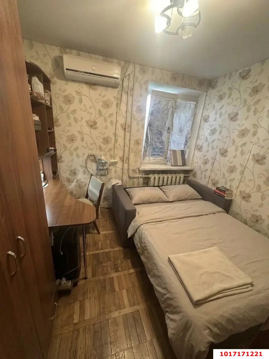 Фото №5: 3-комнатная квартира 42 м² - Краснодар, Западный внутригородской округ, мкр. Центральный, ул. Володи Головатого, 247