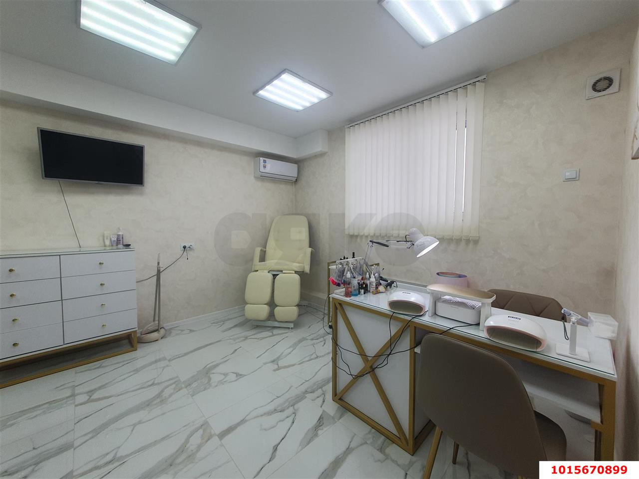 Фото №4: Торговое помещение 26 м² - Краснодар, Прикубанский внутригородской округ, Восточный, мкр. жилой комплекс Квартал № 6, ул. имени Героя Советского Союза Николая Воробьёва, 11