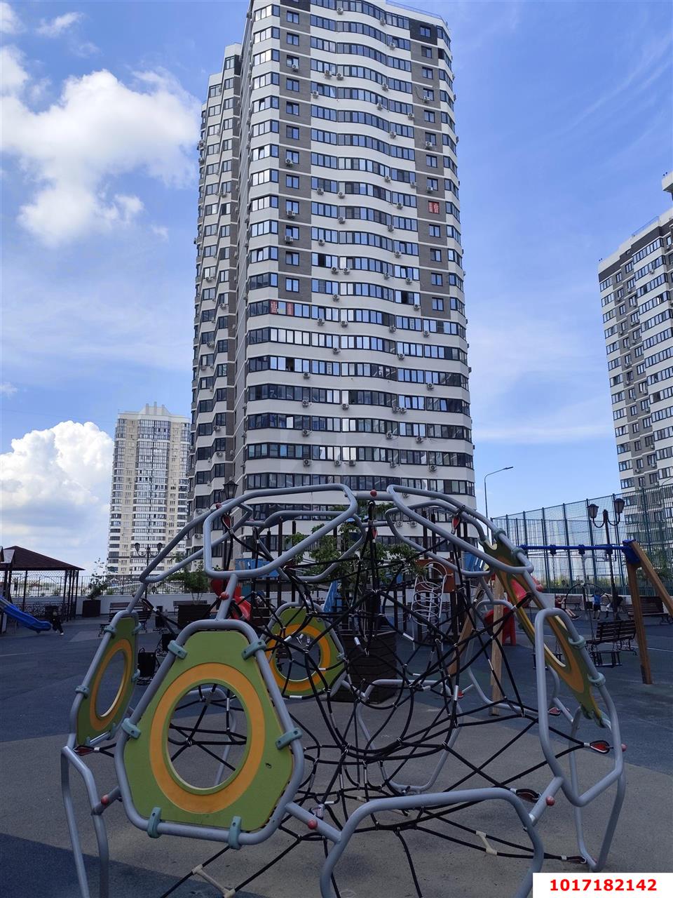 Фото №1: 1-комнатная квартира 44 м² - Краснодар, Прикубанский внутригородской округ, Россинского, мкр. жилой комплекс Дружный-2, б-р Адмиралтейский, 3к2
