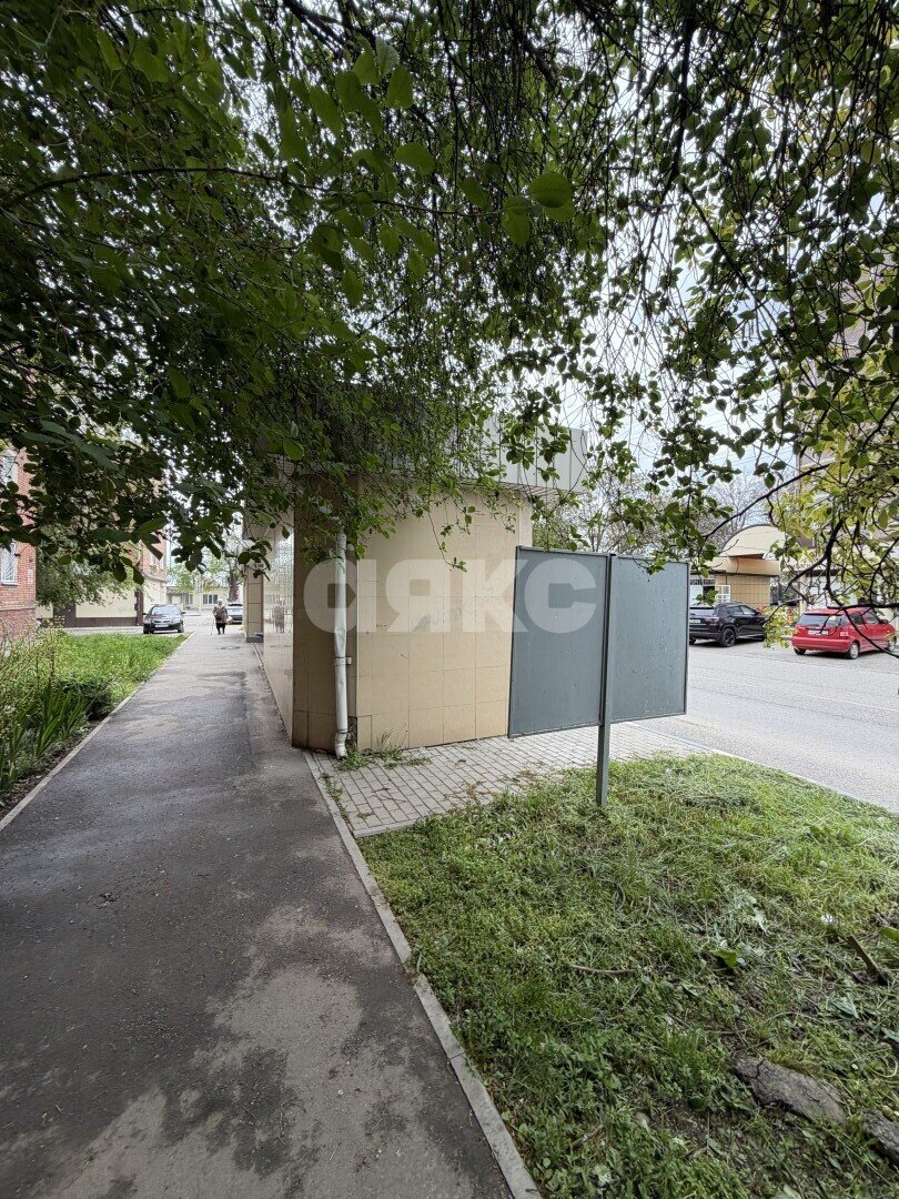 Фото №5: Коммерция 30 м² - Армавир, мкр. Электротехнический, ул. Шмидта, 4/2