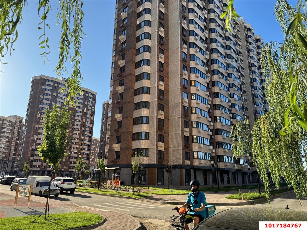 Фото №1: Торговое помещение 52 м² - Краснодар, Прикубанский внутригородской округ, имени Петра Метальникова, мкр. ЖК Лучший, ул. Ростовское шоссе, 30/6к1