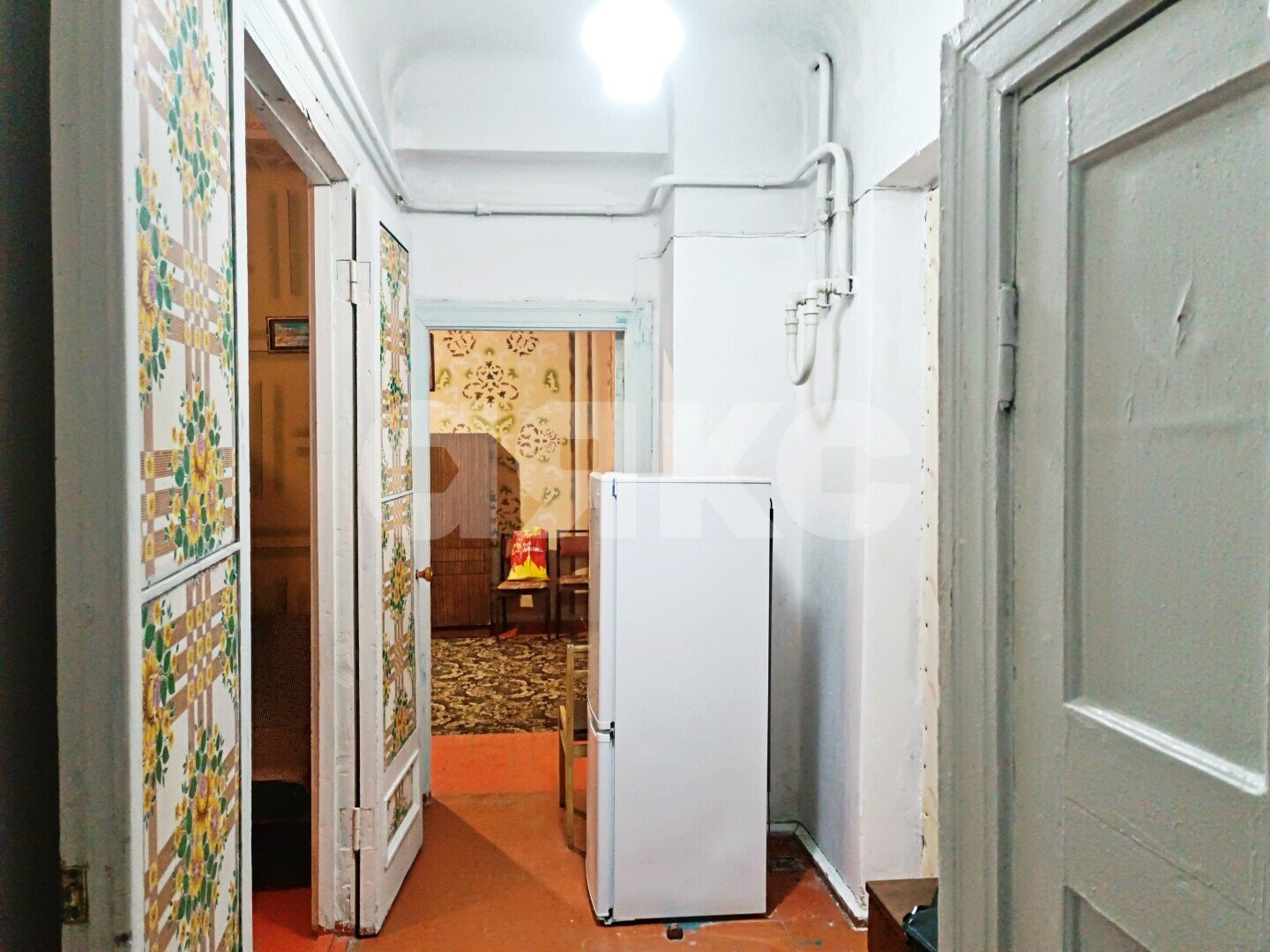 Фото №6: 2-комнатная квартира <span class="whitespace-nowrap">52 м²</span>, <span class="whitespace-nowrap">3/4 эт.</span> - Волгоград, р. Тракторозаводский, пр-кт имени В.И. Ленина, 199