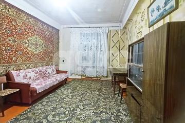 Фото №1: 2-комнатная квартира <span class="whitespace-nowrap">52 м²</span>, <span class="whitespace-nowrap">3/4 эт.</span> - Волгоград, р. Тракторозаводский, пр-кт имени В.И. Ленина, 199