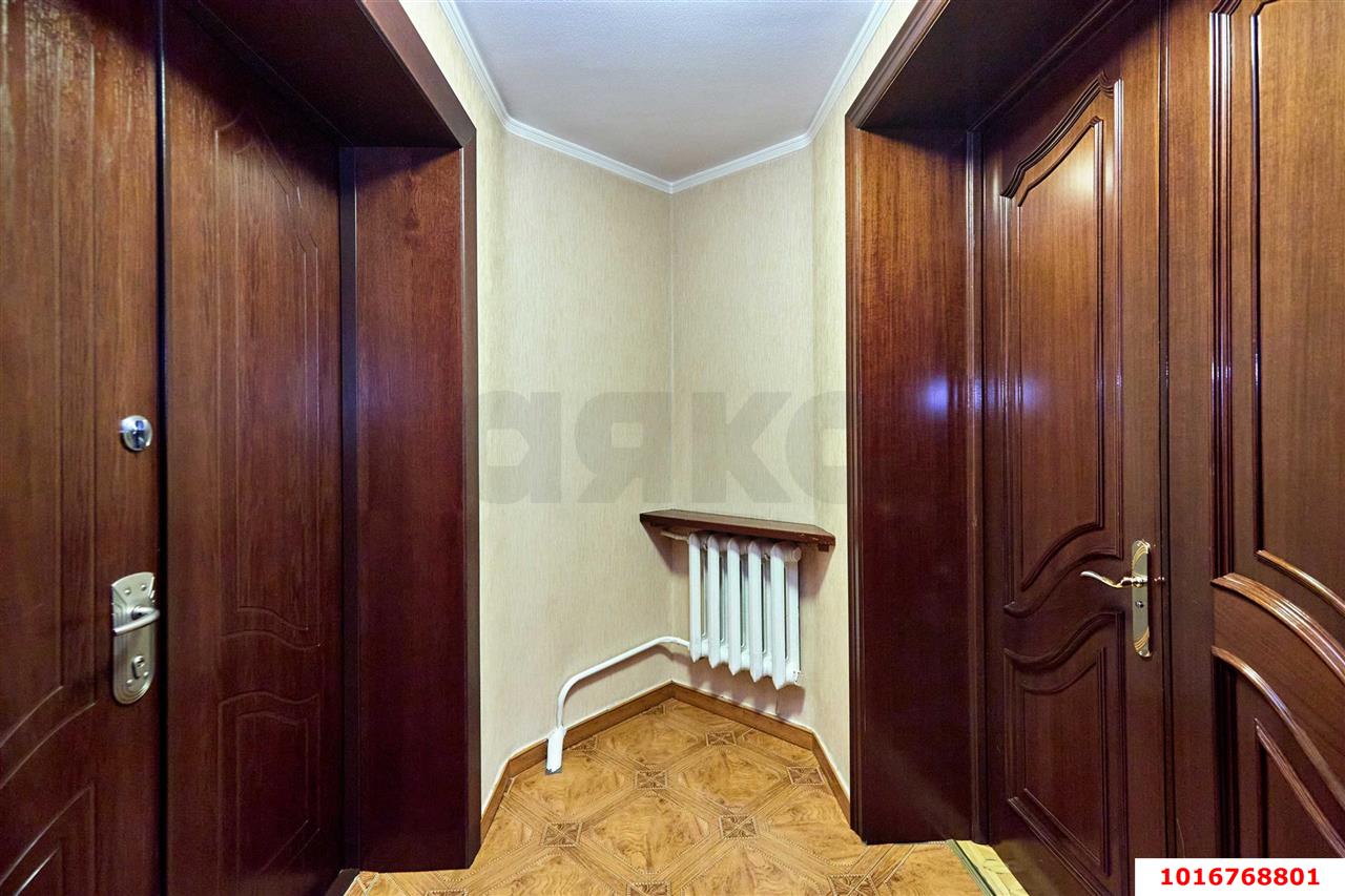 Фото №12: Дом 330 м² + 10 сот. - Краснодар, Прикубанский внутригородской округ, мкр. Новый, ул. 8-я Тихая, 9
