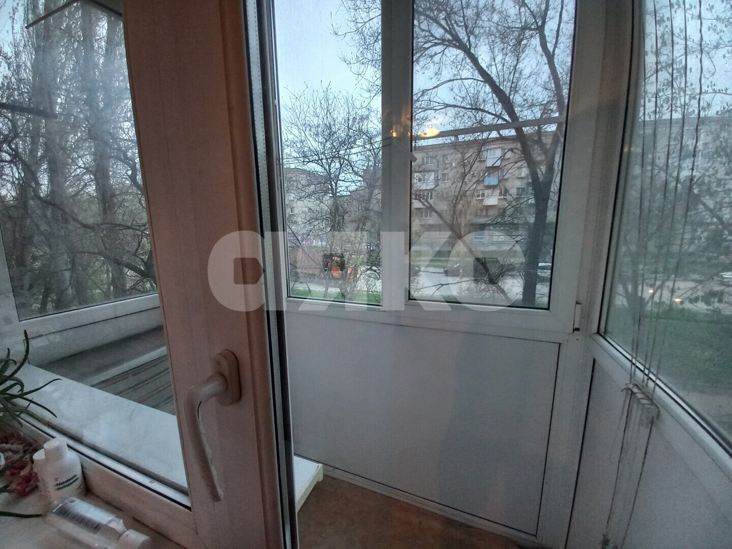 Фото №11: 2-комнатная квартира <span class="whitespace-nowrap">45 м²</span>, <span class="whitespace-nowrap">2/5 эт.</span> - Волгоград, р. Краснооктябрьский, ул. Таращанцев, 50