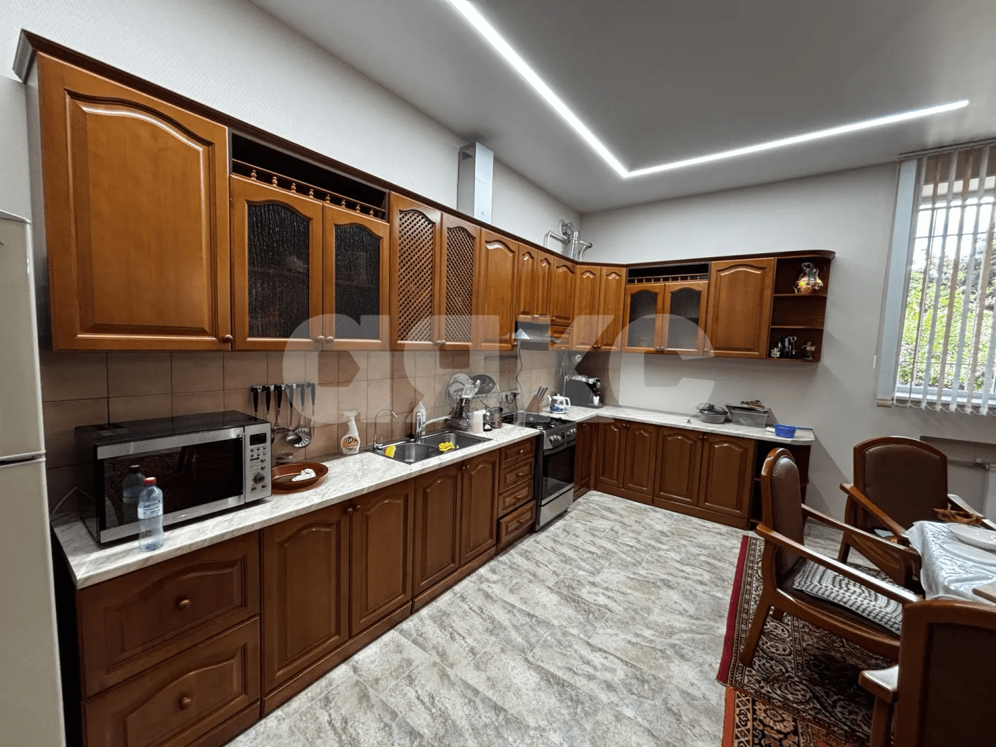 Фото №4: 3-комнатная квартира <span class="whitespace-nowrap">179 м²</span>, <span class="whitespace-nowrap">1/3 эт.</span> - Волгоград, Советский, мкр. Тулака, ул. Осетинская, 5