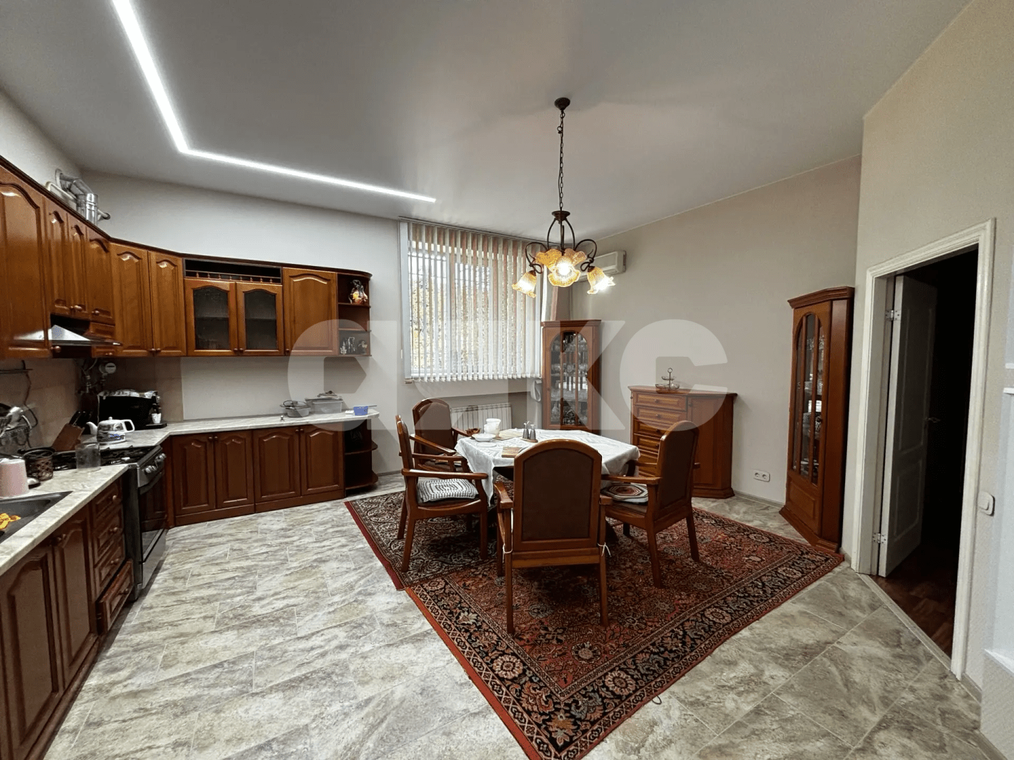Фото №7: 3-комнатная квартира <span class="whitespace-nowrap">179 м²</span>, <span class="whitespace-nowrap">1/3 эт.</span> - Волгоград, Советский, мкр. Тулака, ул. Осетинская, 5