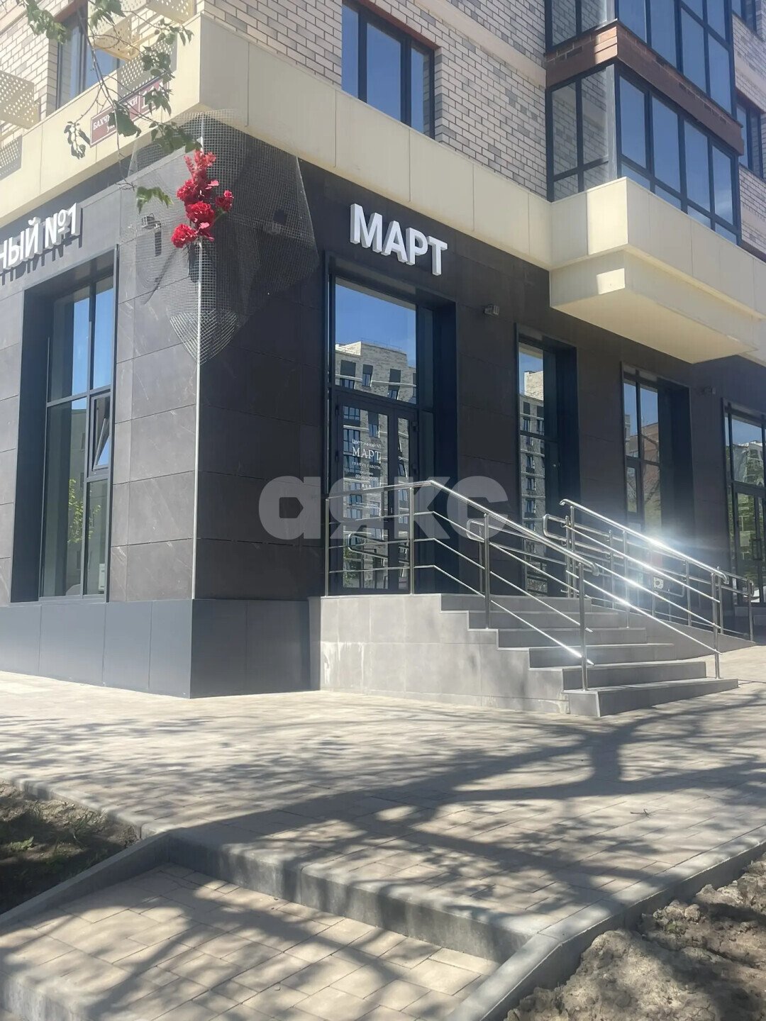 Фото №6: Коммерция 37 м² - Мариуполь, Жовтневый, мкр. ЖК Резиденция III, ул. Бахчиванджи, 11