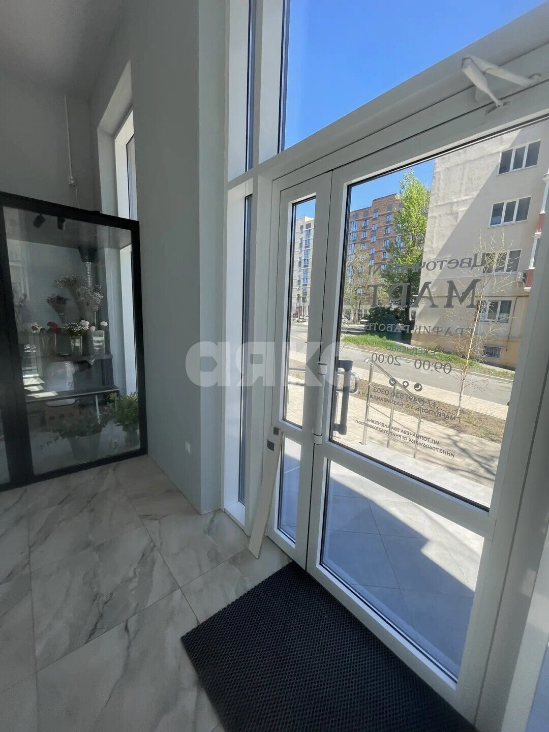 Фото №10: Коммерция 37 м² - Мариуполь, Жовтневый, мкр. ЖК Резиденция III, ул. Бахчиванджи, 11