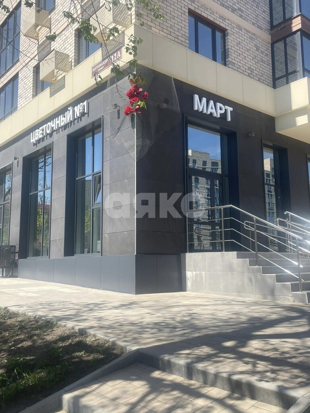 Фото №3: Коммерция 37 м² - Мариуполь, Жовтневый, мкр. ЖК Резиденция III, ул. Бахчиванджи, 11