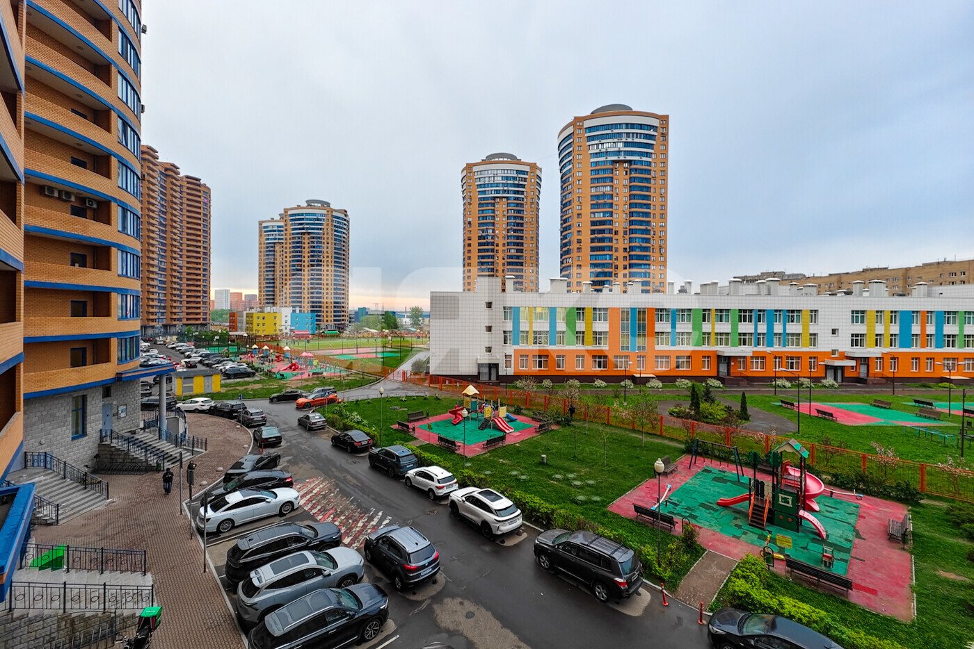 Фото №11: 3-комнатная квартира <span class="whitespace-nowrap">147 м²</span>, <span class="whitespace-nowrap">3/24 эт.</span> - Реутов, мкр. 6А, ул. Реутовских Ополченцев, 6