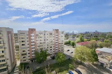 Фото №1: 1-комнатная квартира 30 м² - Мариуполь, р. Приморский, пр-кт Адмирала Лунина, 9А