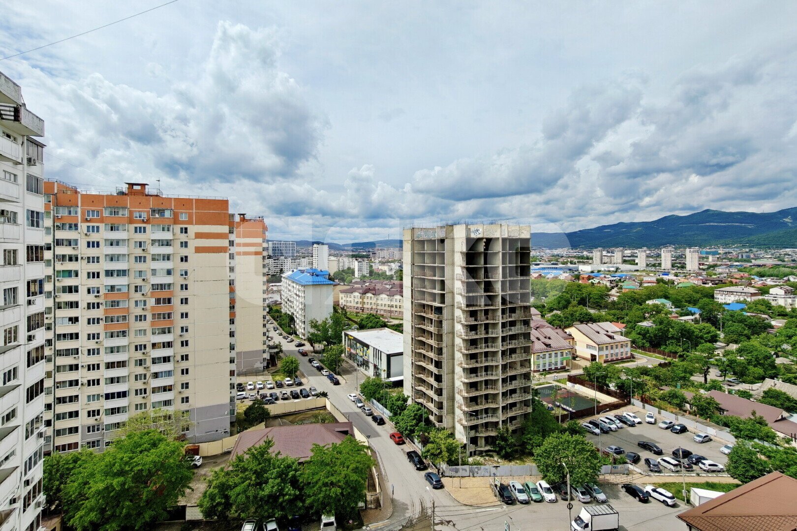 Фото №8: 2-комнатная квартира <span class="whitespace-nowrap">70 м²</span>, <span class="whitespace-nowrap">13/16 эт.</span> - Новороссийск, Приморский, мкр. 13-й, ул. Тобольская, 7А