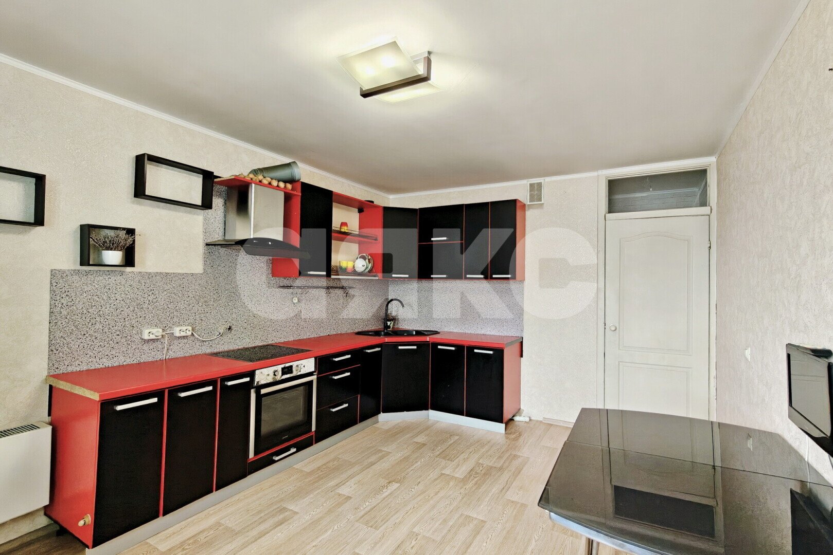 Фото №6: 2-комнатная квартира <span class="whitespace-nowrap">70 м²</span>, <span class="whitespace-nowrap">13/16 эт.</span> - Новороссийск, Приморский, мкр. 13-й, ул. Тобольская, 7А