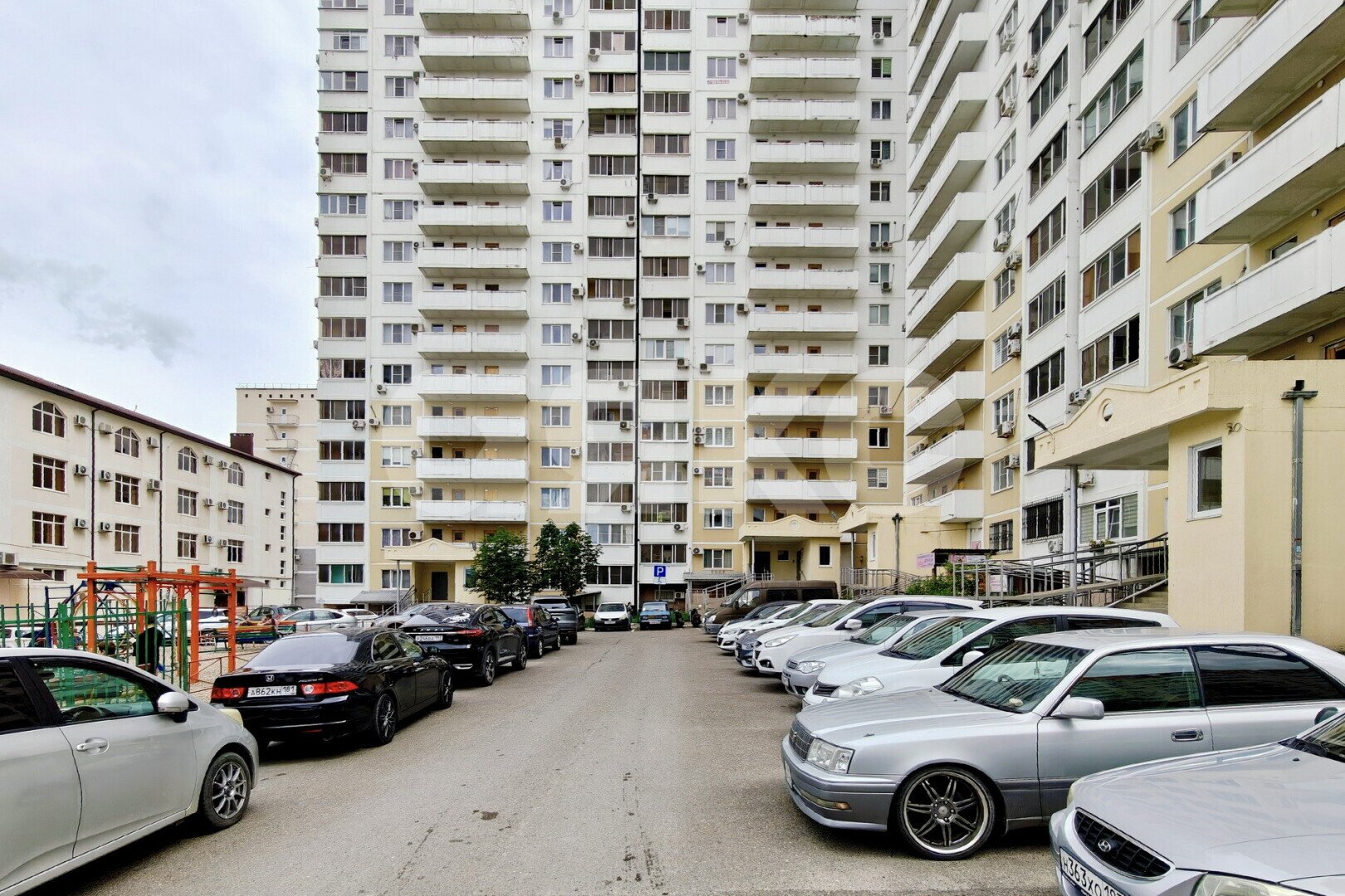 Фото №19: 2-комнатная квартира <span class="whitespace-nowrap">70 м²</span>, <span class="whitespace-nowrap">13/16 эт.</span> - Новороссийск, Приморский, мкр. 13-й, ул. Тобольская, 7А