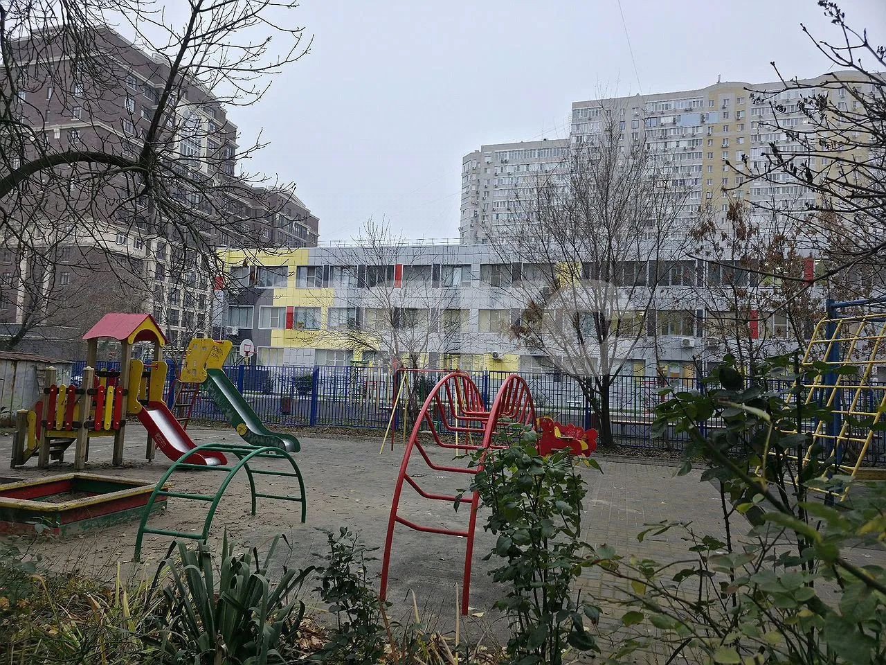 Фото №18: 3-комнатная квартира <span class="whitespace-nowrap">63 м²</span>, <span class="whitespace-nowrap">3/9 эт.</span> - Ростов-на-Дону, р. Октябрьский, пер. Соборный, 82