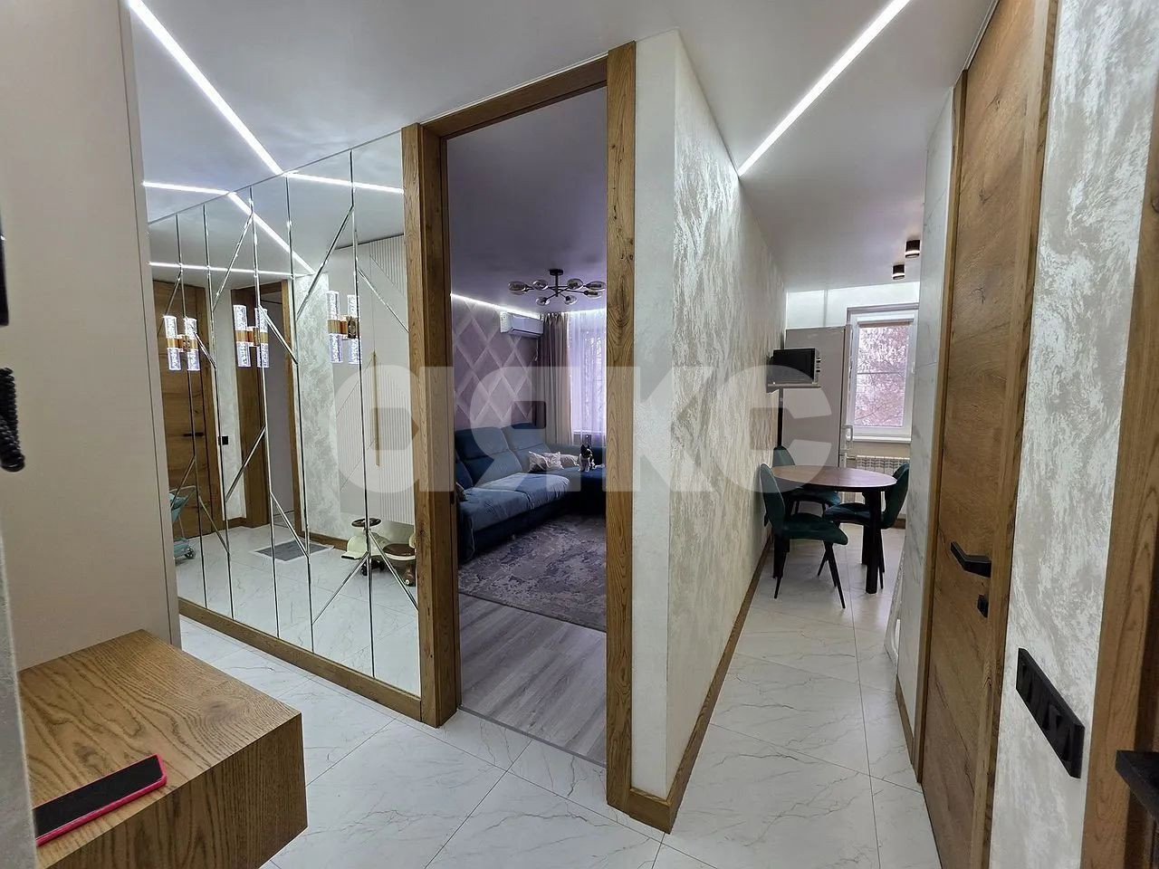 Фото №8: 3-комнатная квартира <span class="whitespace-nowrap">63 м²</span>, <span class="whitespace-nowrap">3/9 эт.</span> - Ростов-на-Дону, р. Октябрьский, пер. Соборный, 82