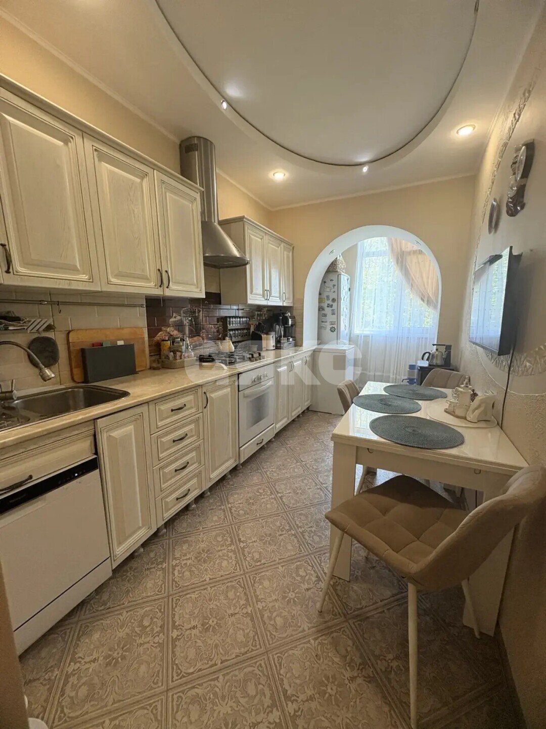 Фото №2: 2-комнатная квартира 45 м² - Армавир, мкр. ВИМ, ул. Академическая, 2