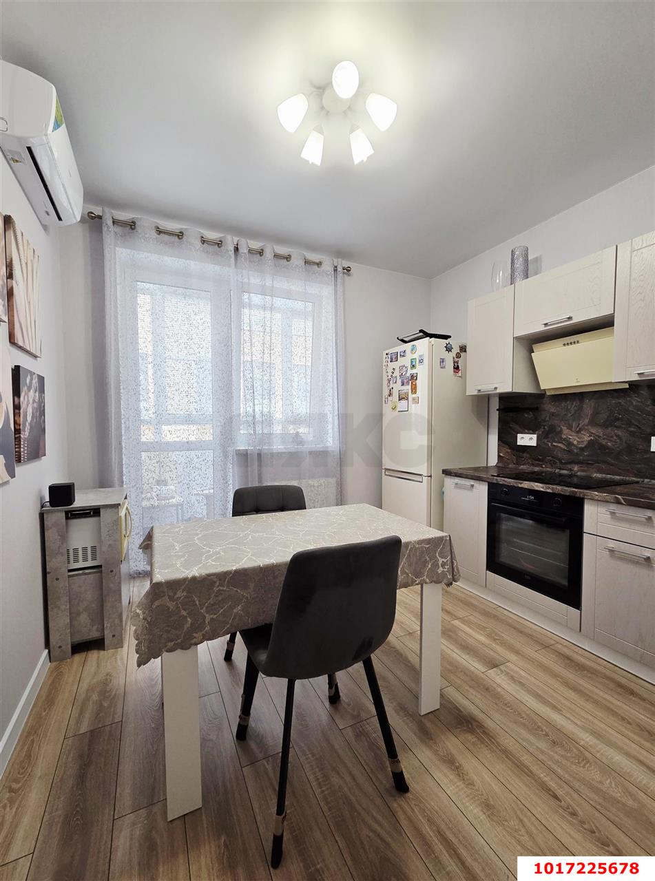 Фото №1: 2-комнатная квартира 45 м² - Краснодар, Прикубанский внутригородской округ, мкр. ЖК Улыбка, ул. имени Героя Георгия Бочарникова, 2
