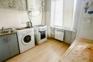 Фото №1: 1-комнатная квартира <span class="whitespace-nowrap">30 м²</span>, <span class="whitespace-nowrap">5/5 эт.</span> - Мариуполь, р. Приморский, пр-кт Строителей, 48